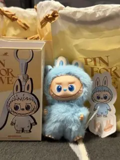 ラブブ LABUBU PIN FOR LOVE ぬいぐるみペンダントK