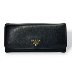 プラダ　長財布　ロングウォレット　ゴールドロゴ　折り財布　白タグ　シボ革　黒