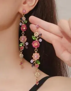 【新品未使用】フラワーロングピアス マルチカラー