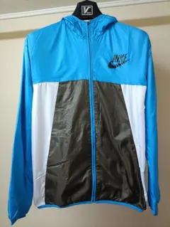 NIKE ウィンドランナーフーディー パーカージャケット
