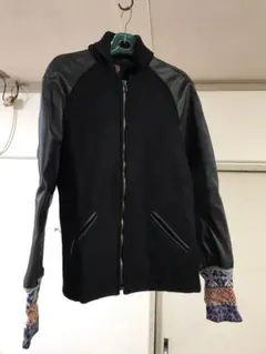 skookum スタジャン