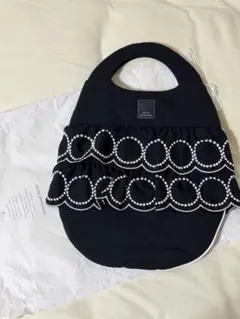 ひ*ぬ様 ミナペルホネン tambourine エッグバッグ black フリル - メルカリ