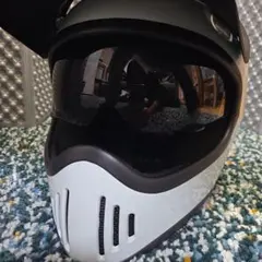 Item thumbnail for item b5133b28-9342-4551-b063-46e9651d0a4b