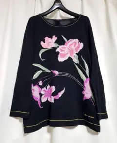 極美品　レオナール　上質　シルク入り　セーター　42のサムネイル