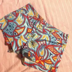 ラウドマウス　カラフルアートパターン　ショーパン　サイズ40