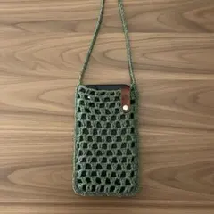 スマホショルダーバッグ オリーブグリーン 編み物