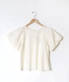 新品flower ～フェミニンパフブラウス4のサムネイル