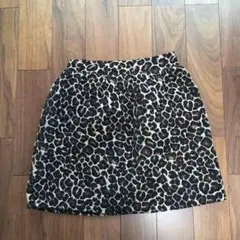 美品✴︎ヒョウ柄スカート