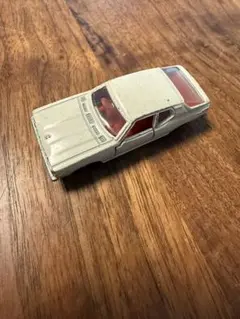 トミカ 日産 チェリー F-II 1400GX 日本製 NO.17 1/56のサムネイル