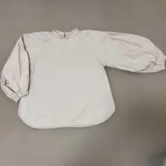 ベージュ バルーンスリーブ シャツ