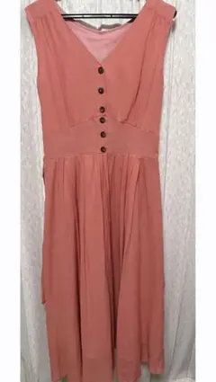 マイストラーダ　ノースリーブワンピース