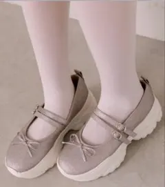 OLIVE des OLIVE スニーカーソールバレーシューズのサムネイル