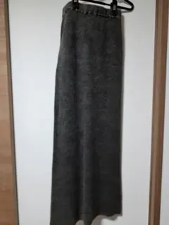 グレー リブ編み タイトスカート スリット入りのサムネイル