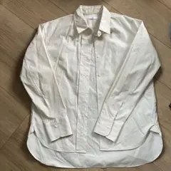 ユニクロ　➕J シャツ　明るいベージュ色