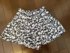 ネイビー　花柄キュロット　120cm