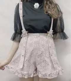 【お値下げしました】Swan kiss 総レースパールビジューショートパンツのサムネイル