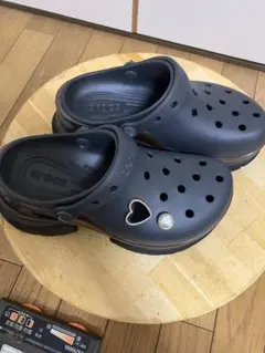 Crocs スーパーベイクロッグ ジビッツ付きのサムネイル