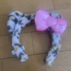 ユニバ カチューシャ ヒョウ柄 キティ