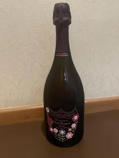 ドンペリニヨン ロゼ ヴィンテージ 2010 村上隆 限定 箱無しのサムネイル