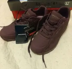 スケッチャーズ ウノ スタンド オン エア ワイン 25cm