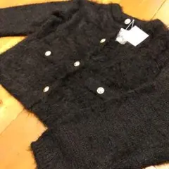 金ボタンカーディガン