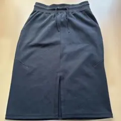 NIKE ブラック タイトスカート（Ｌ）