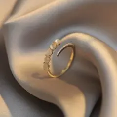 Item thumbnail for item c383b000-660a-49b9-8705-db4392e61d6f