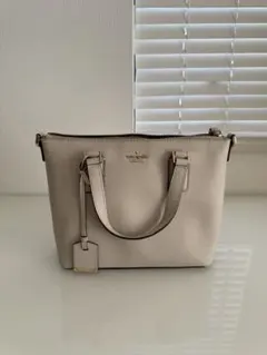 Kate Spade ホワイト ハンドバッグ 中型