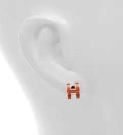 hロゴ hピアス hモチーフ オレンジ　ピアス　ポップh