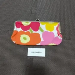 マリメッコ　がま口　ポーチ