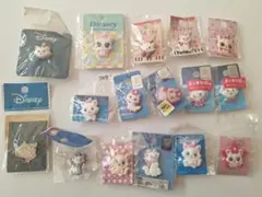 ディズニー　おしゃれキャットマリーちゃん　ピンバッジ　デコレーション　16個