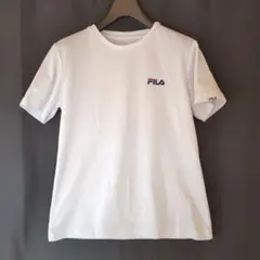 美品Mサイズ⭐FILA（フィラ） ホワイト 速乾Tシャツ ロゴ入り　テニスなどのサムネイル
