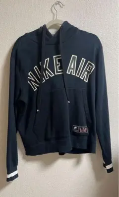 Item thumbnail for item 21f753fb-a4d7-4b37-a34b-bf2056cbfff8