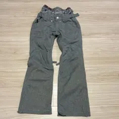 ESTIVO（エスティボ）スノーボードウェア