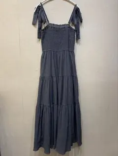 Louere 【肩リボン取り外し可能】シャーリングティアードキャミワンピース