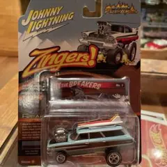 Johnny Lightning 1964 Ford Countryのサムネイル