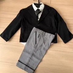 コムサイズム　100スーツ4点セット