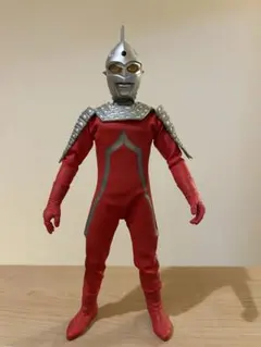 ☆美品☆ウルトラセブン リアルアクションヒーローズ Amazon.co.jp: RAH リアルアクションヒーローズ ウルトラセブン