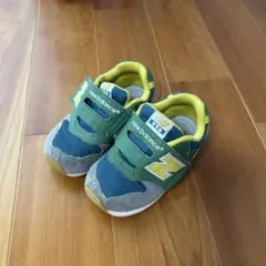 new balance キッズスニーカー 緑/青/灰