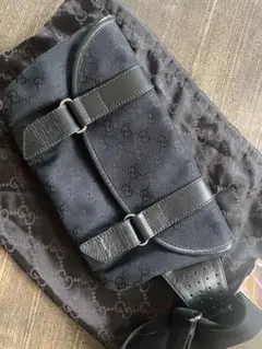 GUCCI ボディバッグ ブラック