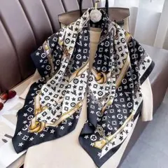 大判シルク風スカーフ 黒と白 約：90cmx 90cm