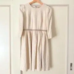 leur logette 総刺繍 ワンピース　ドレス　オフホワイト　アナトリエのサムネイル