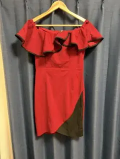 dazzy 赤フリル オフショルミニドレス