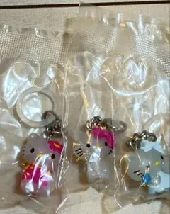 ハローキティ　めじるしアクセサリー　3点セット