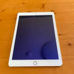 iPad（第5世代）ゴールド