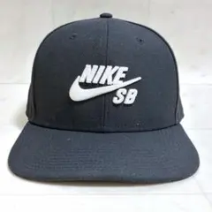 NIKE SB ベースボールキャップ ブラックのサムネイル