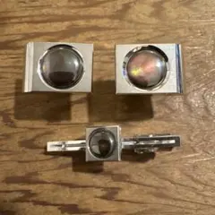 Item thumbnail for item 8568eede-3c31-4ee2-8777-86288f63e5ef