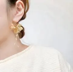 【パカラ様専用】イヤリング　ハンドメイド　ゴールド　フラワー　アクセサリー