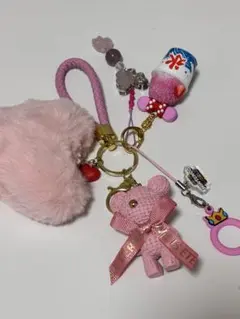 ピンク　キーホルダー　くま　ミニー　ピーチ