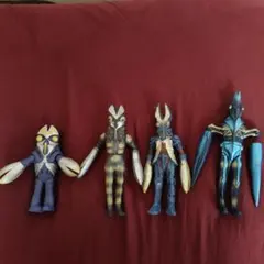 【ソフビ】バルタン星人 4体セット ウルトラマン 怪獣フィギュア チャイルド